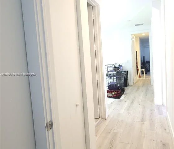 10545 NW 64th Way, Doral FL 33178