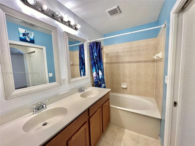 21005 NW 14th Pl # 446, Miami Gardens FL 33169