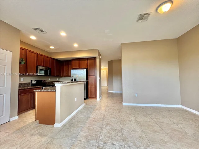 21005 NW 14th Pl # 446, Miami Gardens FL 33169