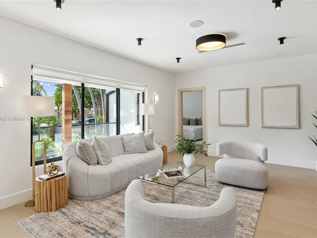 519 SW 25th Rd, Miami FL 33129