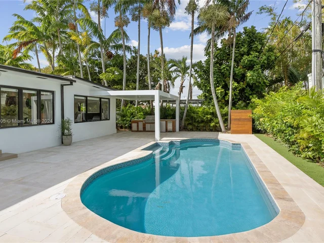 519 SW 25th Rd, Miami FL 33129