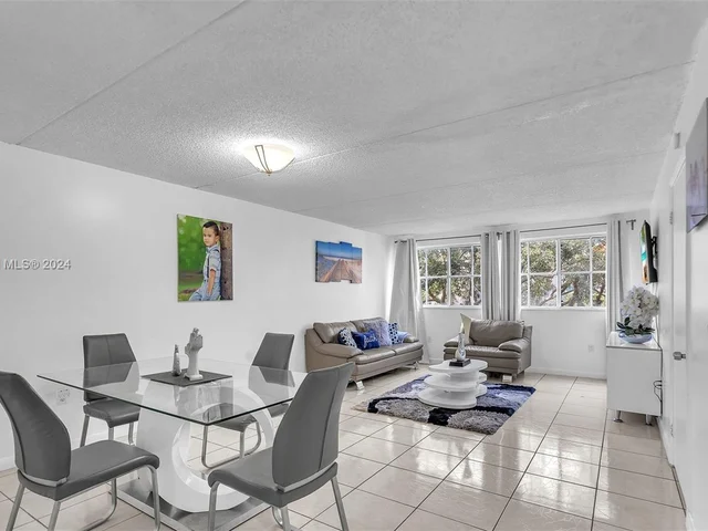 6065 NW 186th St # 302, Hialeah FL 33015