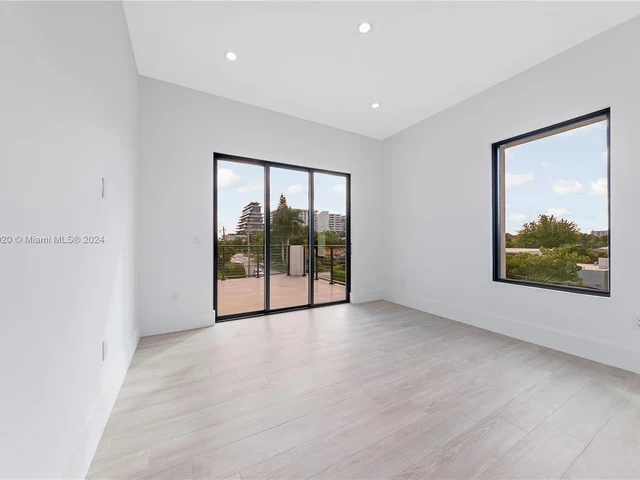 9000 Abbott Ave, Surfside FL 33154