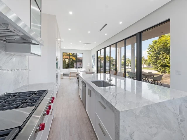 9000 Abbott Ave, Surfside FL 33154