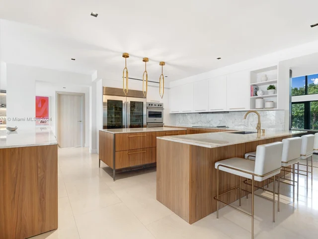 1995 NE 118th Rd, North Miami FL 33181