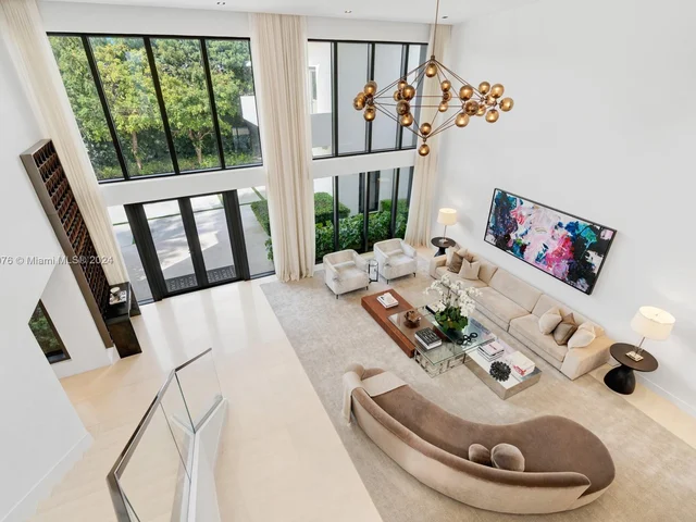 1995 NE 118th Rd, North Miami FL 33181