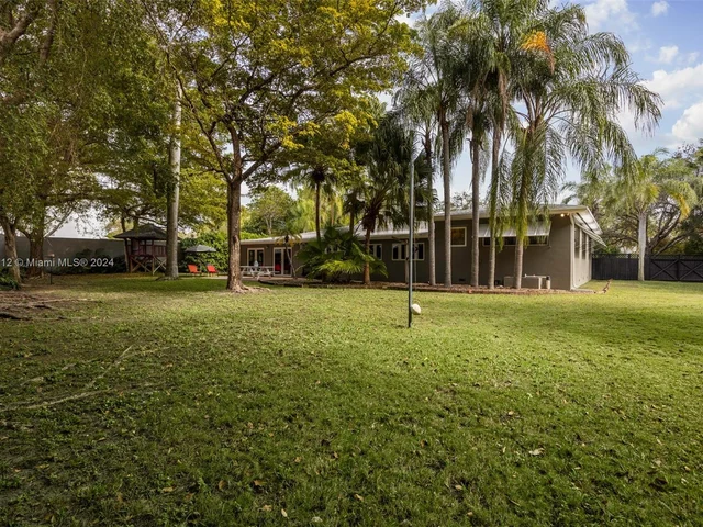 9380 SW 73rd Ave, Pinecrest FL 33156