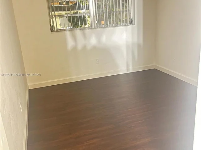 7410 SW 82nd St # K212, Miami FL 33143