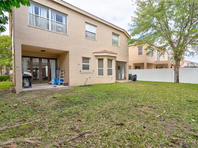 5261 SW 159th Ave, Miramar FL 33027