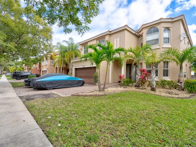 5261 SW 159th Ave, Miramar FL 33027