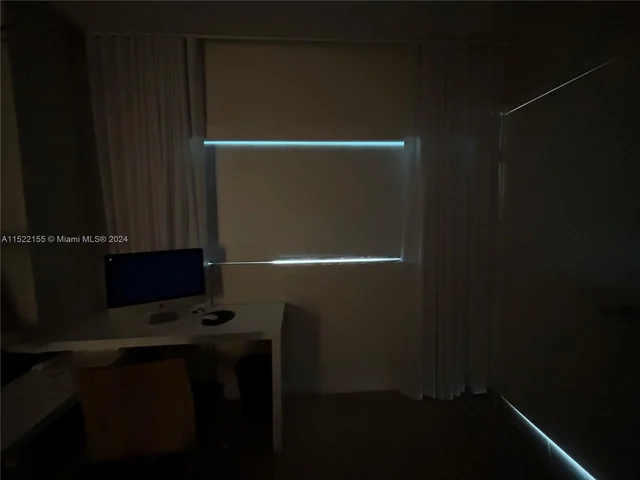 92 SW 3rd St # 506, Miami FL 33130