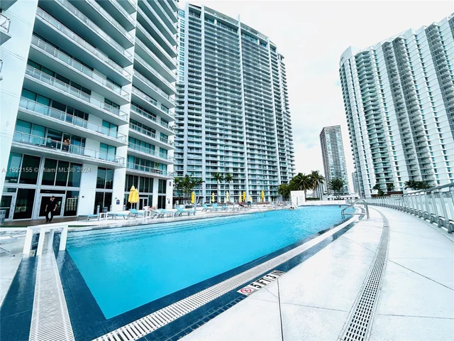 92 SW 3rd St # 506, Miami FL 33130