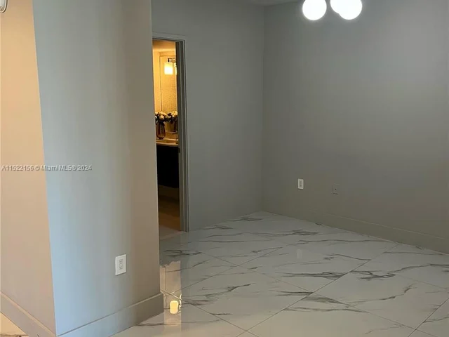 330 Sunny Isles Blvd # 705, Sunny Isles Beach FL 33160