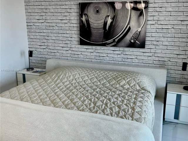 330 Sunny Isles Blvd # 705, Sunny Isles Beach FL 33160