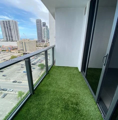 1600 NE 1st Ave # 1402, Miami FL 33132