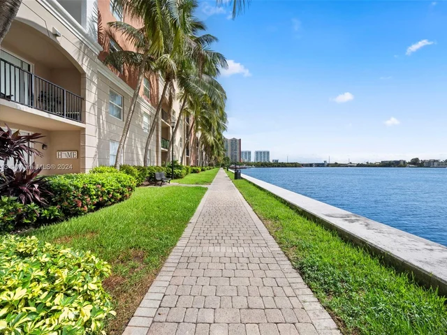 17150 N Bay Rd # 2412, Sunny Isles Beach FL 33160