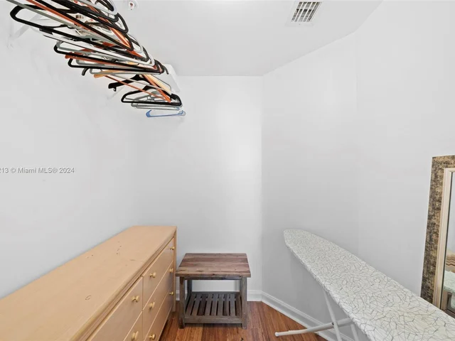 17150 N Bay Rd # 2412, Sunny Isles Beach FL 33160