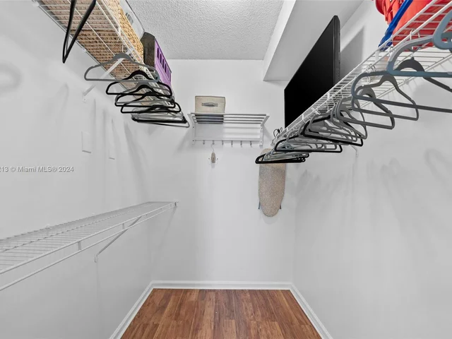 17150 N Bay Rd # 2412, Sunny Isles Beach FL 33160