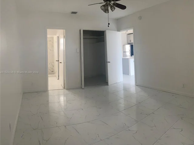 5181 W Oakland Park Blvd # 306, Lauderdale Lakes FL 33313