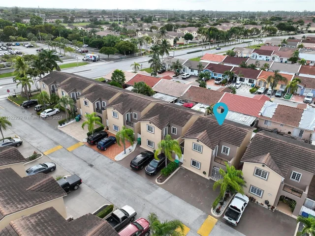 7616 NW 182nd Ter # 203, Hialeah FL 33015