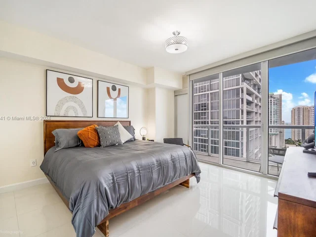 485 Brickell Ave # 2511, Miami FL 33131