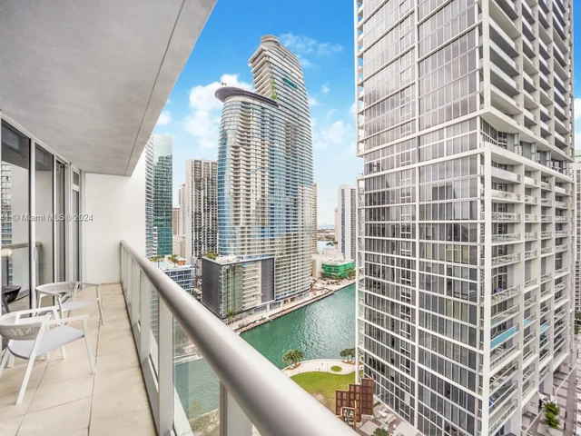 485 Brickell Ave # 2511, Miami FL 33131