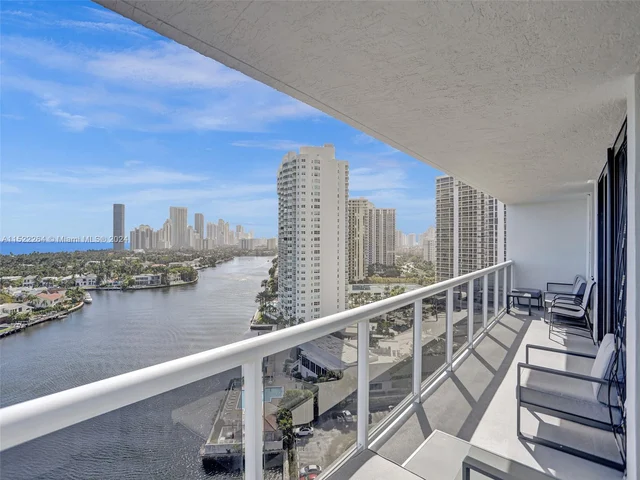 20515 E Country Club Dr # 1744, Aventura FL 33180