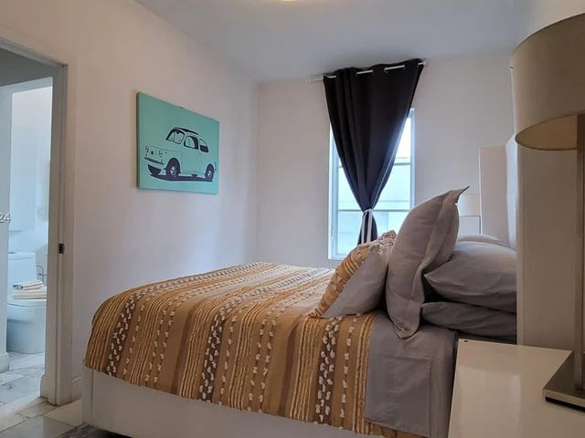 918 Jefferson Ave # 8, Miami Beach FL 33139