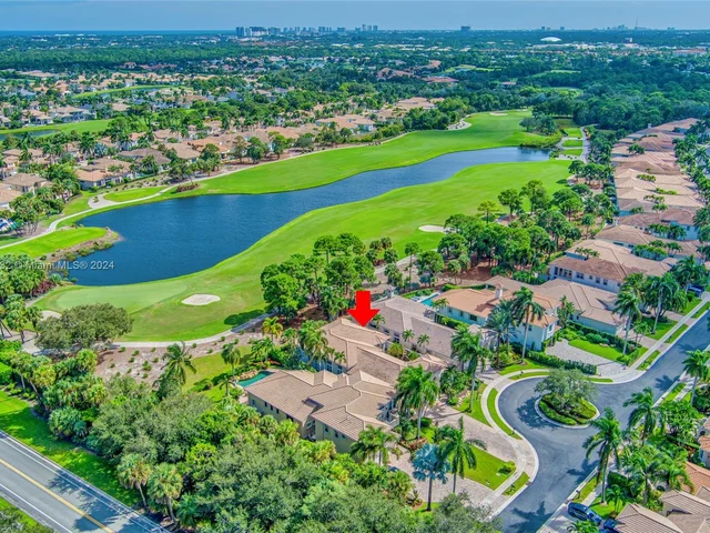 242 Montant Dr, Palm Beach Gardens FL 33410