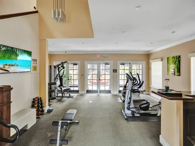 2871 NE 185th St # 203, Aventura FL 33180