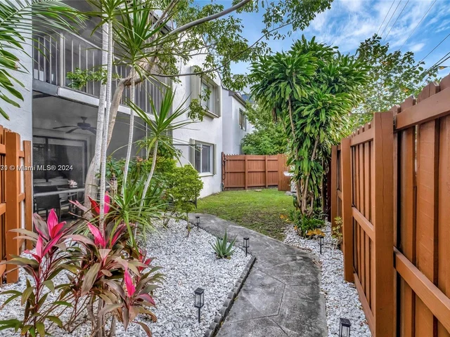 2983 Bird Ave # 4, Miami FL 33133