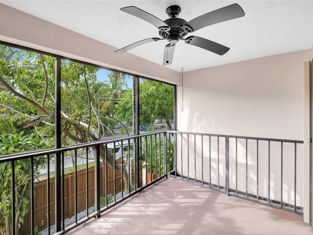 2983 Bird Ave # 4, Miami FL 33133