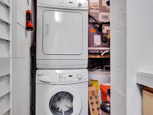 2983 Bird Ave # 4, Miami FL 33133