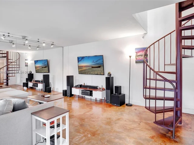 2983 Bird Ave # 4, Miami FL 33133