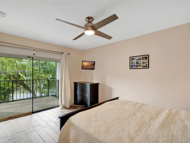 2983 Bird Ave # 4, Miami FL 33133