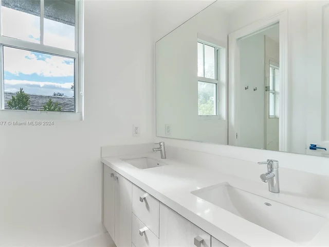 3406 Ponce De Leon Blvd # 3406, Coral Gables FL 33134