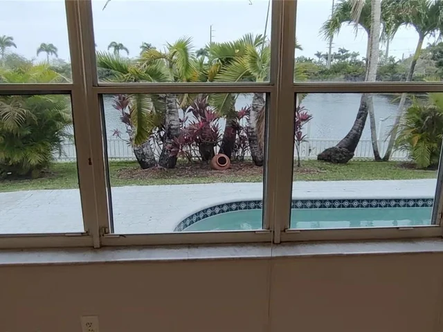 17301 SW 33rd St, Miramar FL 33029