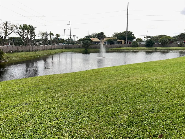 15892 Forsythia Cir, Delray Beach FL 33484