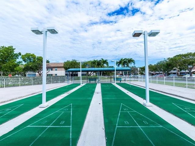 7380 N Devon Dr # 307, Tamarac FL 33321