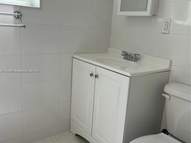 245 SW 24th Rd # 1, Miami FL 33129