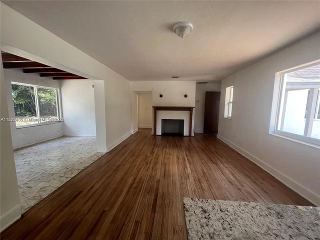 245 SW 24th Rd # 1, Miami FL 33129