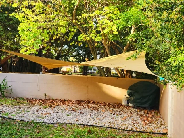 4427 SW 16th St, Miami FL 33134