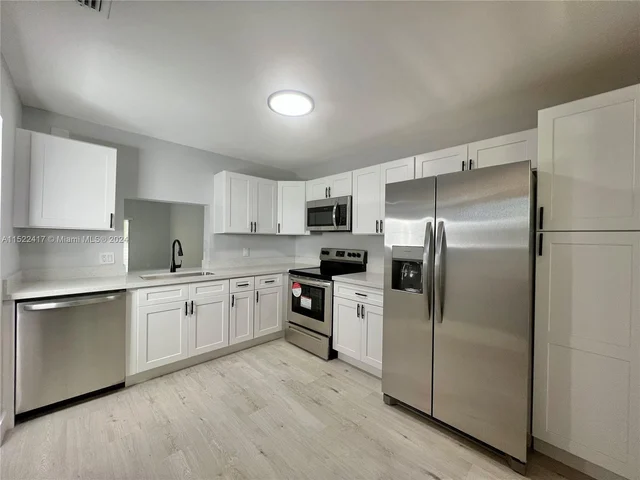 8725 Azalea Ct # 203, Tamarac FL 33321