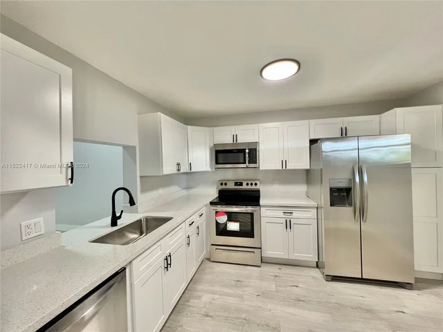 8725 Azalea Ct # 203, Tamarac FL 33321