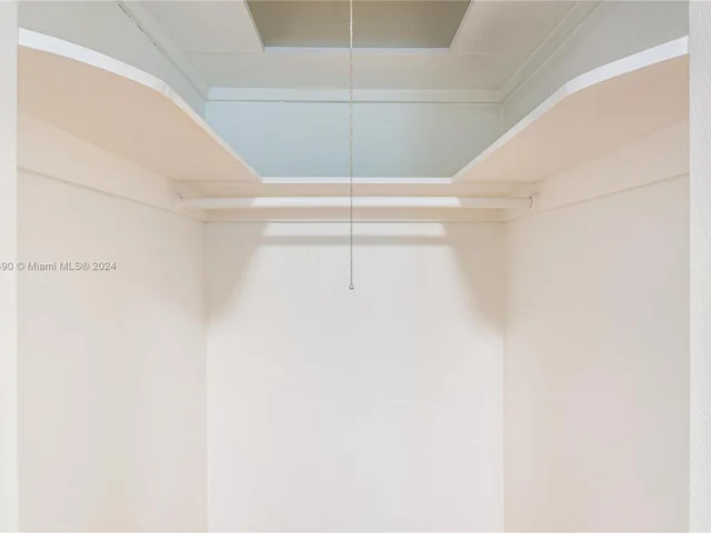 550 N Vittorio Ave, Coral Gables FL 33146