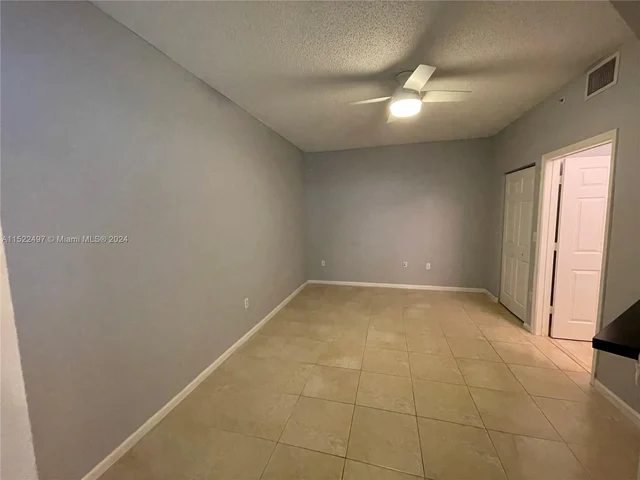 533 NE 3rd Ave # 131, Fort Lauderdale FL 33301