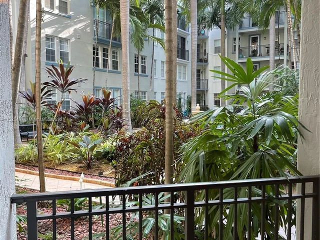 533 NE 3rd Ave # 131, Fort Lauderdale FL 33301