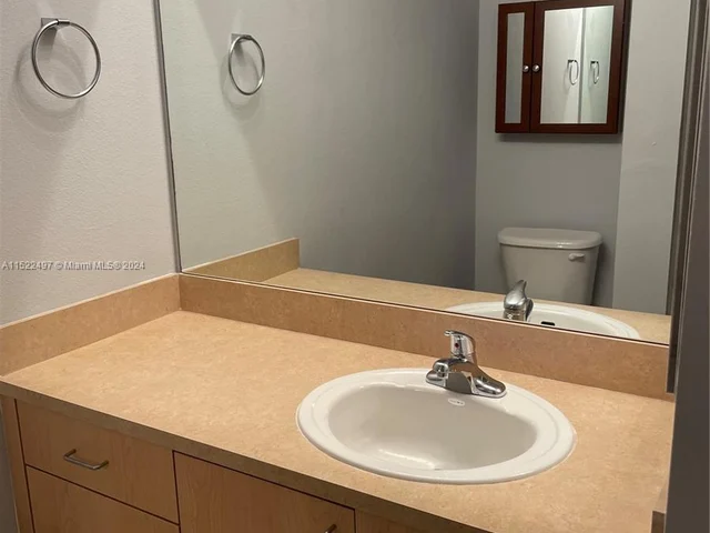 533 NE 3rd Ave # 131, Fort Lauderdale FL 33301