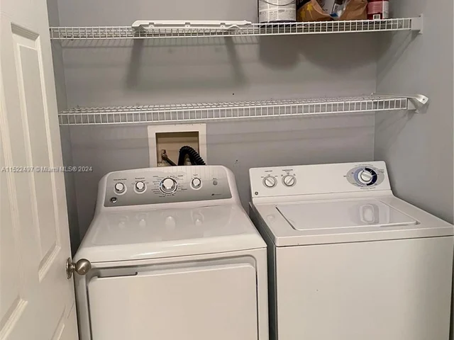 533 NE 3rd Ave # 131, Fort Lauderdale FL 33301