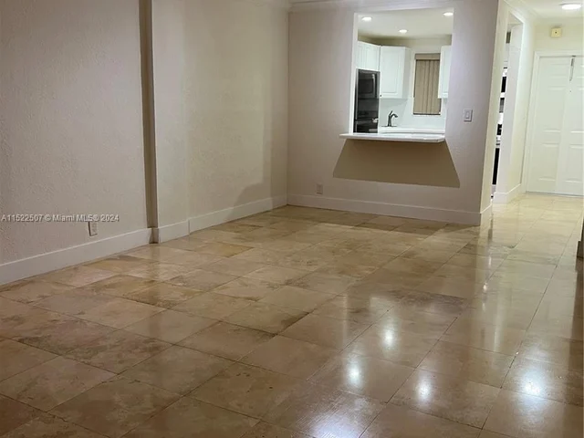 6707 N Kendall Dr # 103, Pinecrest FL 33156